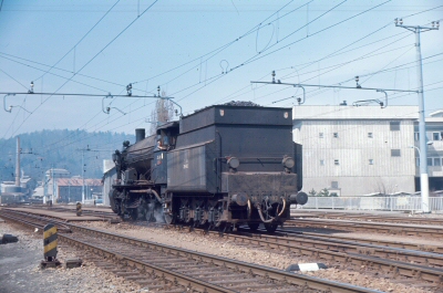 {short description of image}